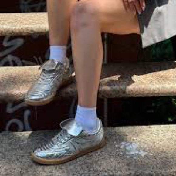 NWOT - Steve Madden Silver Sneakers - Picture 7 of 7